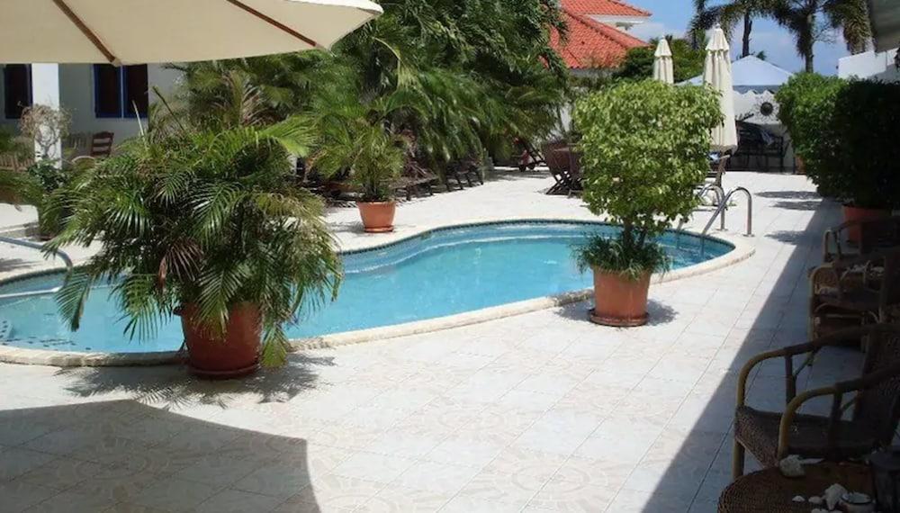Aruba Harmony Apartments Oranjestad Kültér fotó